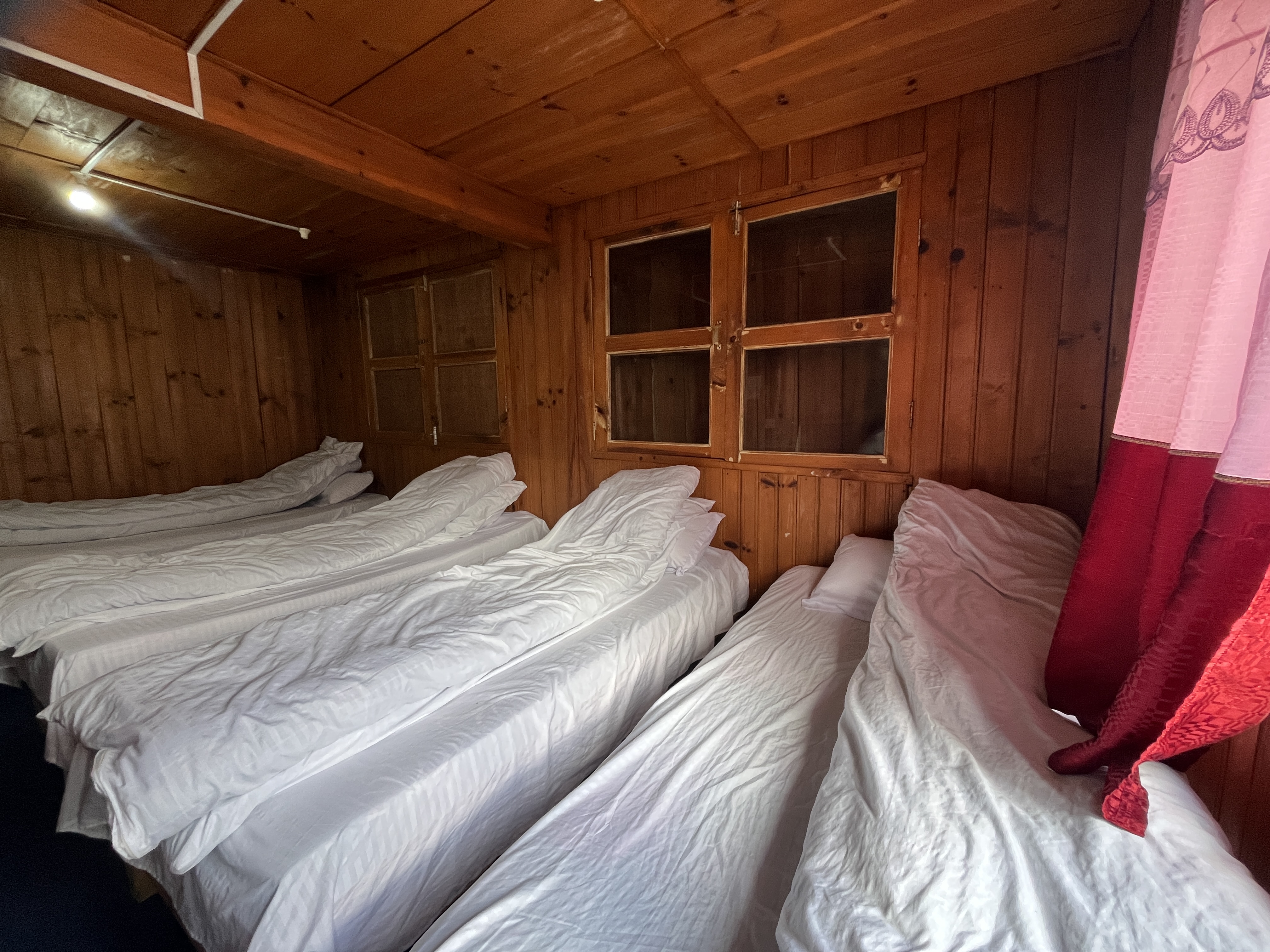 Four bed family room interior